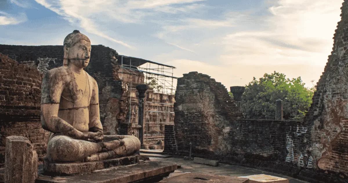 Polonnaruwa Travel Guide — Sri Lanka's Medieval Kingdom of Stone Temples, Ancient Reservoirs & Sacred Ruins