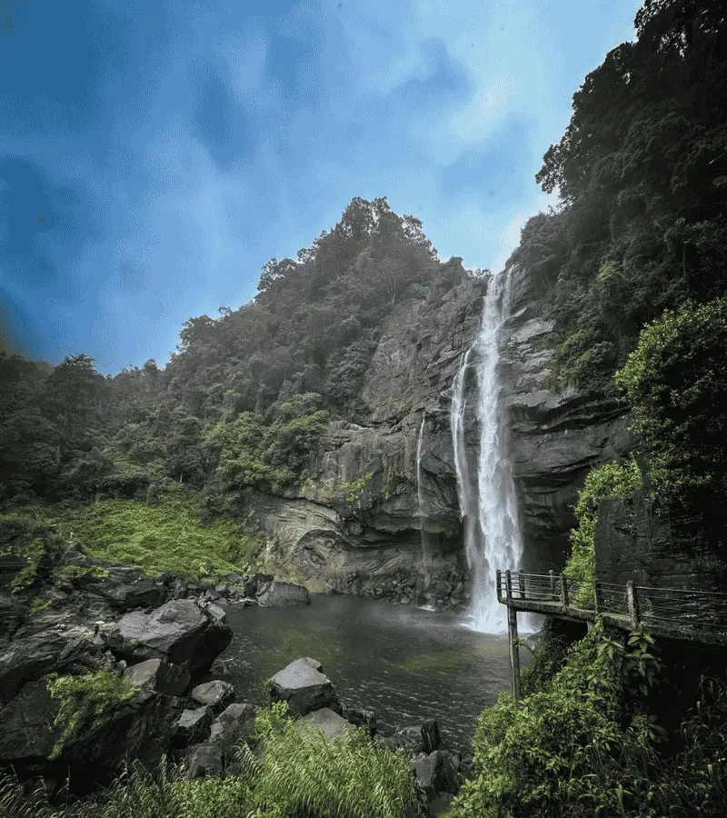 Aberdeen Falls waterfall near Kitulgala and the central highlands, Sri Lanka