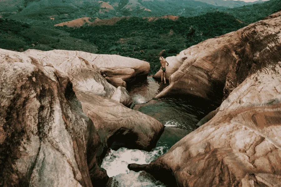 Diyaluma Falls natural infinity pools mountain views Sri Lanka