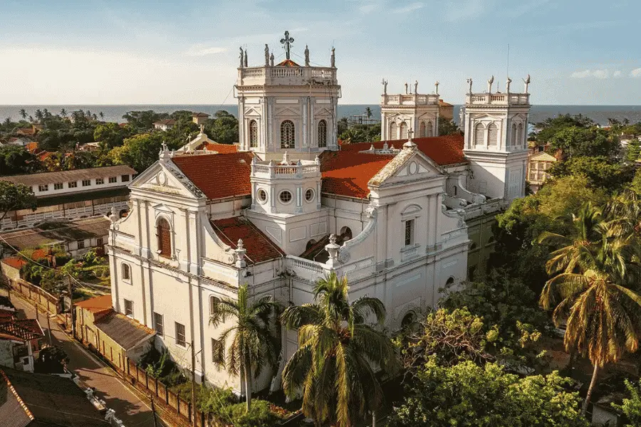 Negombo churches and colonial history — St. Mary's Church and Portuguese-era architecture in Sri Lanka