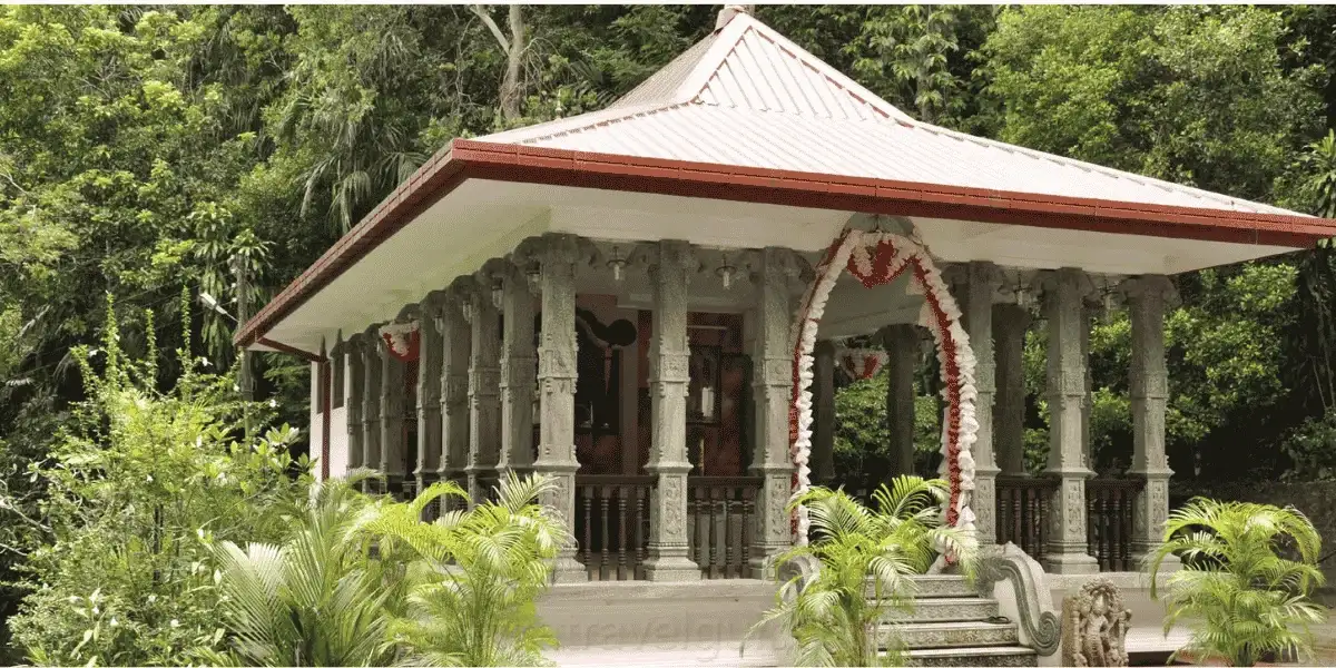 Gatabaruwa Raja Maha Viharaya forest temple near Deniyaya