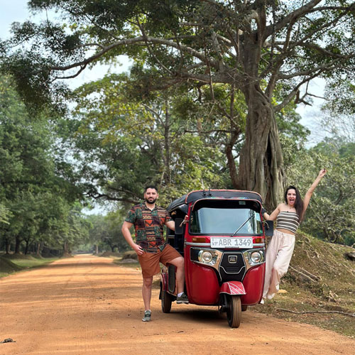 Exploring Sri Lanka with a Tuk Tuk Rental Sri Lanka